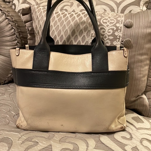 Kate Spade Quinn Villabella Cream and Navy Handbag - Picture 3 of 9